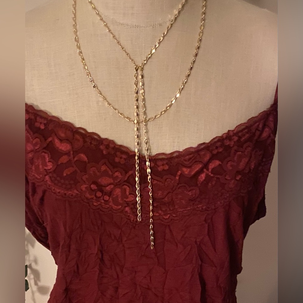 Elegant “Express” Lariat Gold Tone 
Necklace